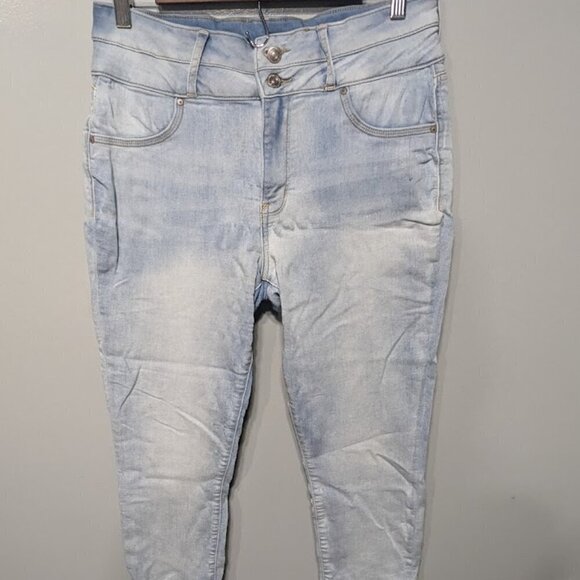 Wallflower Denim Cropped Ankle Jeans Size 13 - Picture 2 of 4